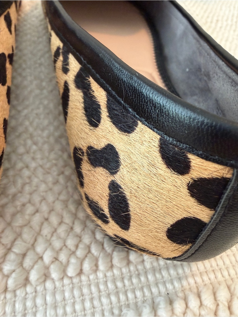 Leather Animal Print Pointed-Toe Loafers, size 8 - Picture 6 of 9